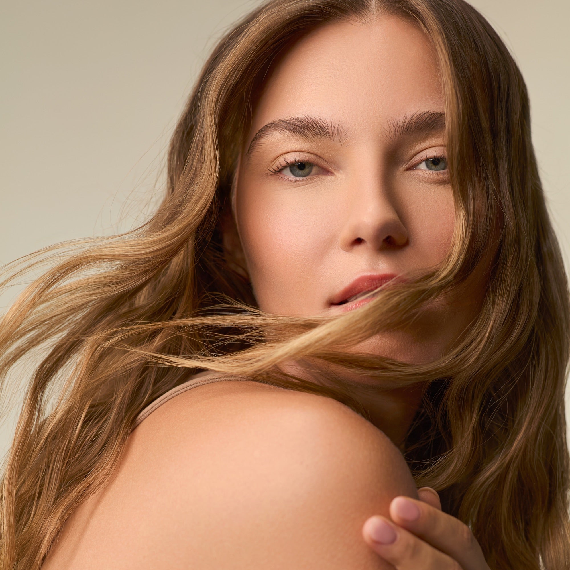 Introducing the Power Couple for Healthy-Looking Hair: The New Paul Mitchell® 15-in-1 Mask + Spray