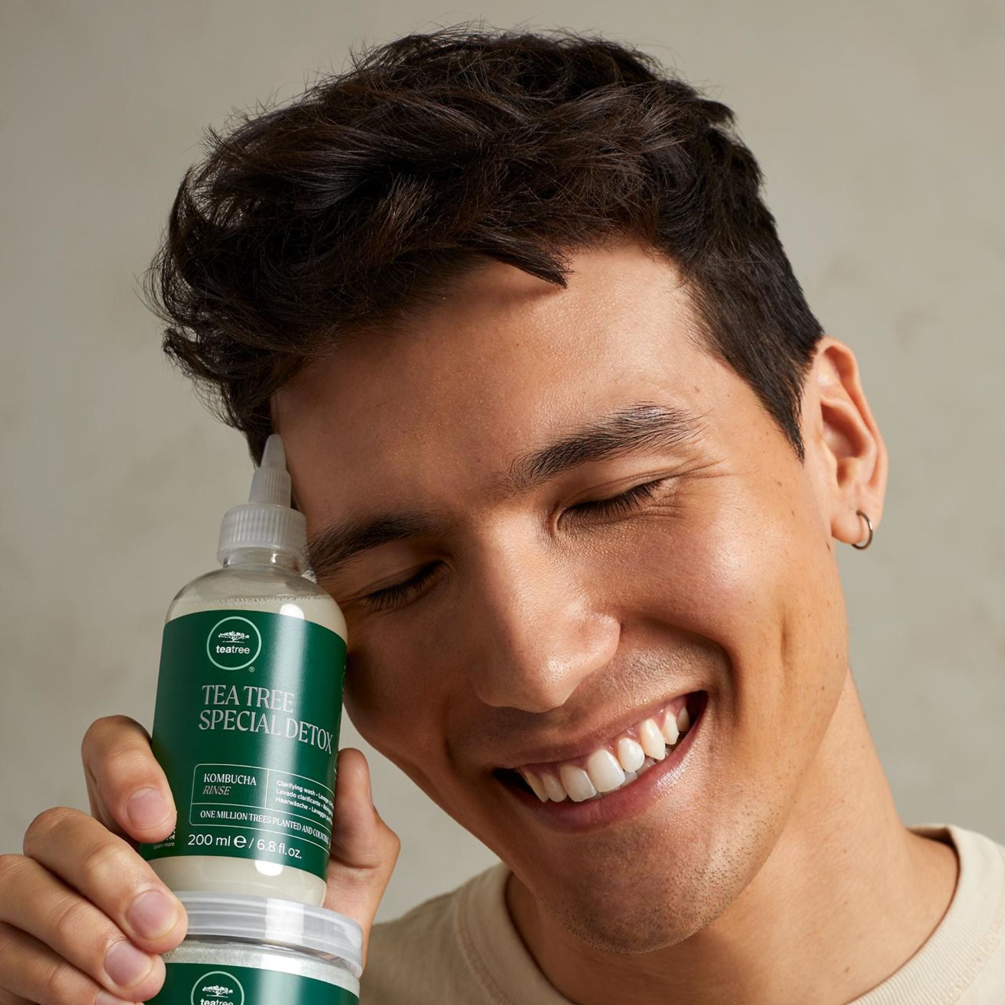 Tea Tree Special Detox Foaming Salt Scrub 184g